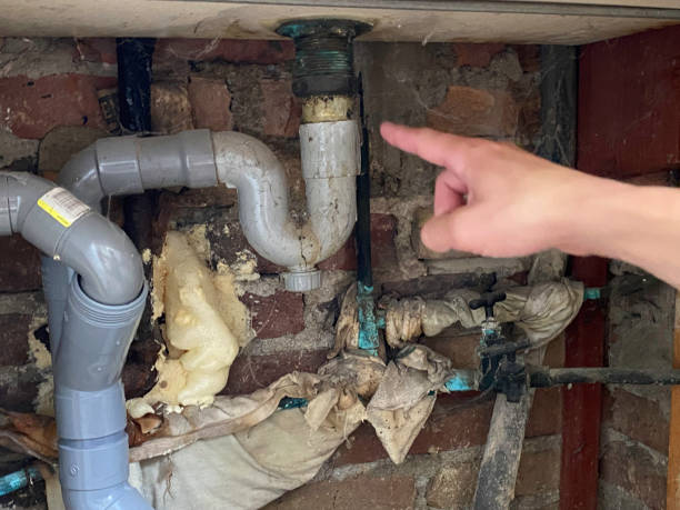 Water damage restoration process in North Lindenhurst, NY
